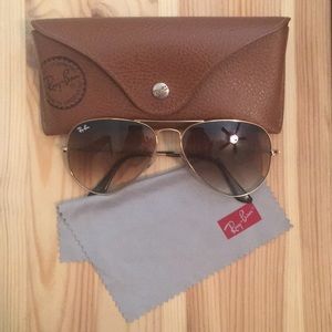 Ray-Ban Aviator Sunglasses